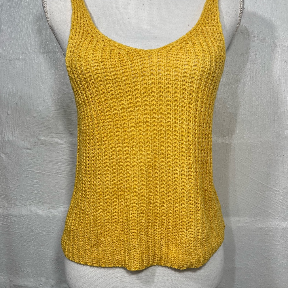 MOON & MADISON SWEATER TANK - Picture 11 of 13
